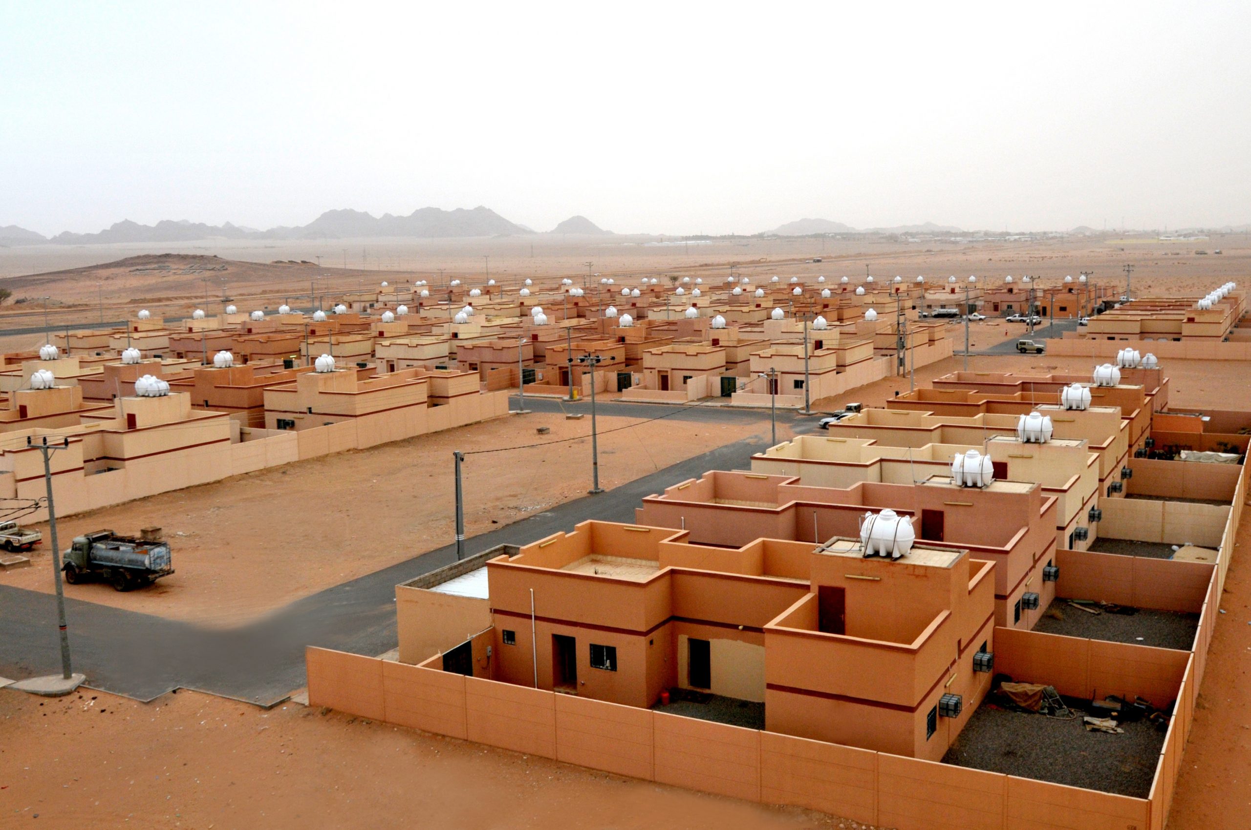 بن لادن إدارة المجمعات السكنيه