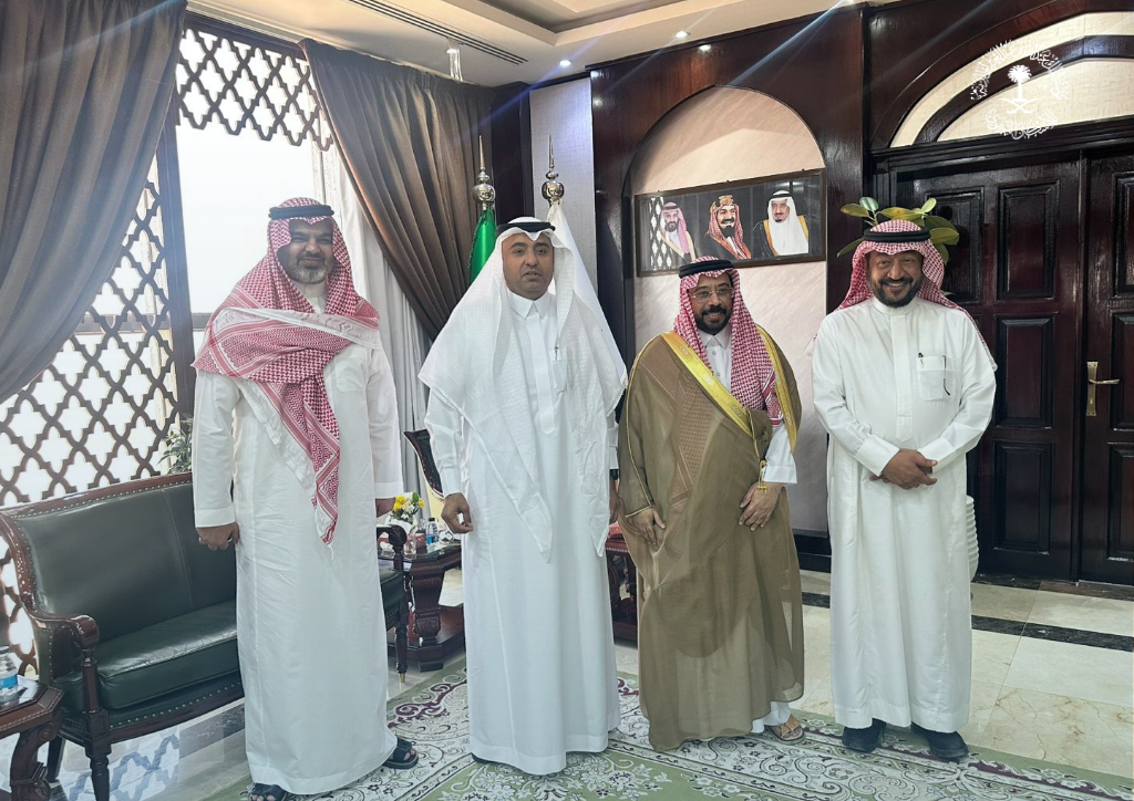 زيارة مؤسسة الملك عبدالله بن عبدالعزيز لوالديه للإسكان التنموي لسعادة أمين منطقة الجوف